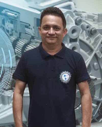 Instrutor especialista em Transmissões Automáticas